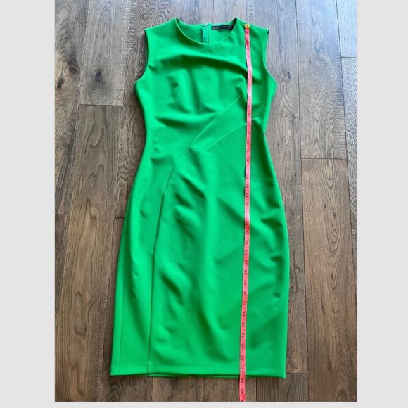 Zara Woman Pleated Shift Dress Size S Green Sleeveless Work Office Career Chic - Picture 6 of 6